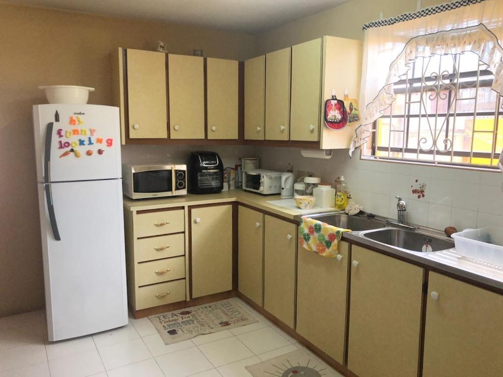 Donamae 2 Story Barbados House Villa Bridgetown Exterior photo