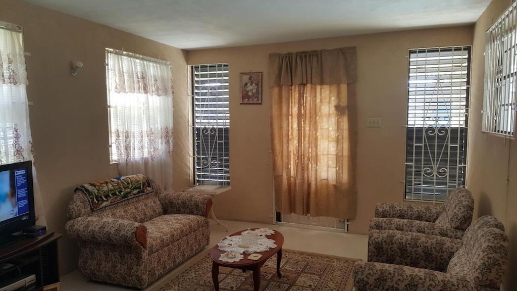 Donamae 2 Story Barbados House Villa Bridgetown Exterior photo